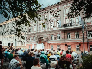 Открыт прием заявок от исполнителей на фестиваль «Музыка балконов. Великие реки»